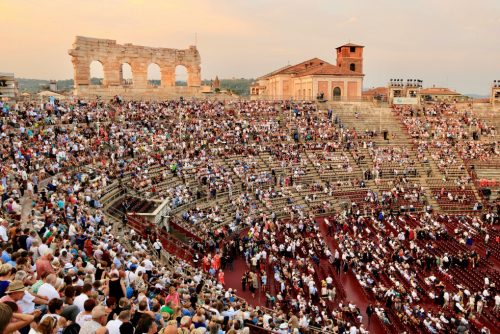 VERONA E I MUSIC AWARDS ALL’ARENA
