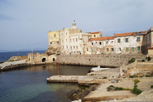 MASSA MARITTIMA E L'ISOLA DI PIANOSA
